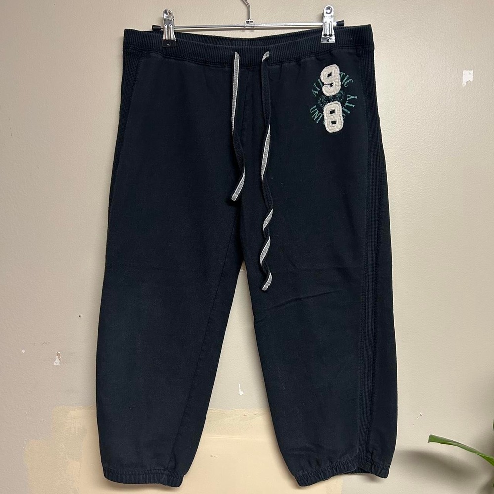 Mossimo Black Embroidered Athletic Capri Sweatpants Y2K 00s Womens Medium